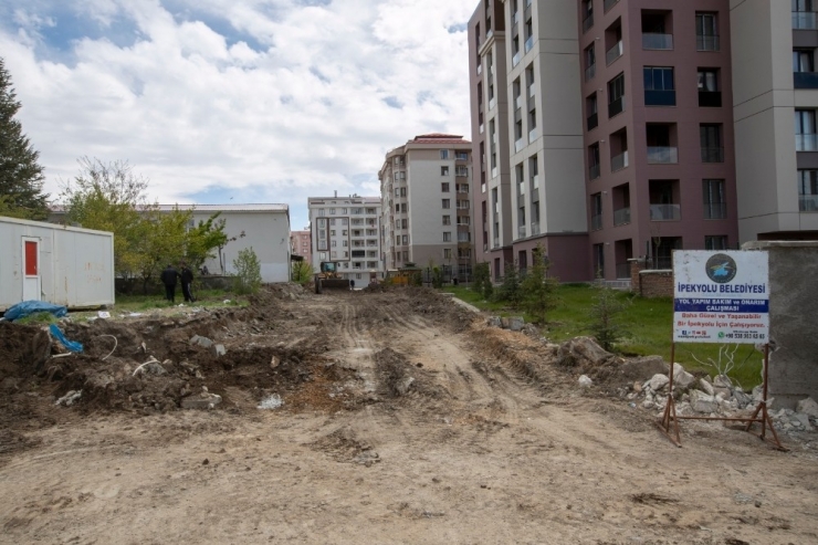 Hafiziye Mahallesi Yeni Yollara Kavuşuyor