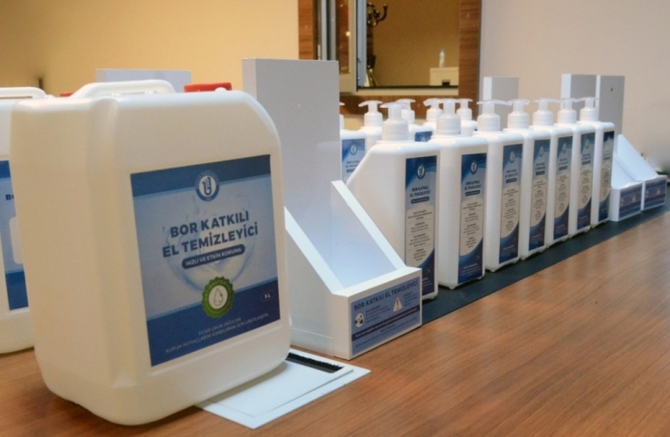 Bartın Üniversitesi’nde Bor Katkılı El Temizleyicisi İle Sabun Üretildi