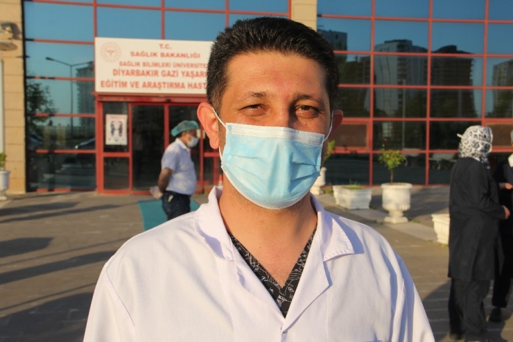 Korona Virüs Kahramanlarına Yemek İkramı