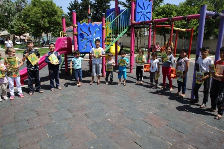 Haliliye’den Çocuklara Boyama Kitabı Sürprizi