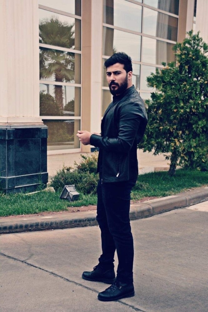 Model Rezan Sinjari’den Mağdur Ailelere Yardım