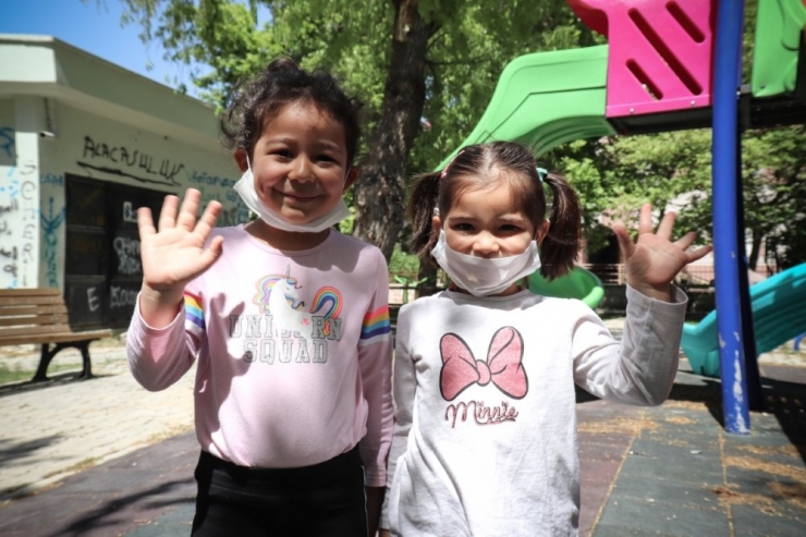 Karaman’da Sokak Ve Parklar Çocuklarla Şenlendi