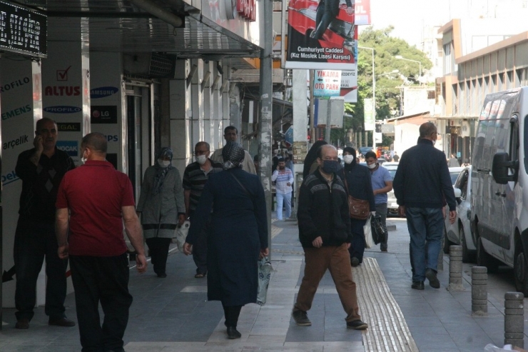 Kilis Sosyal Mesafeye Uymuyor