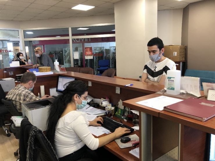 Noterliklerde Mesai Normal Düzenine Döndü