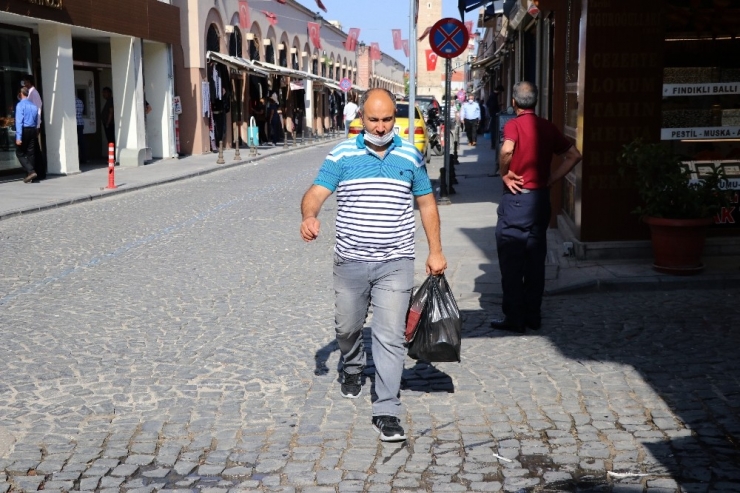Adana’nın Yasaktan Muaf Tutulması Sevindirdi