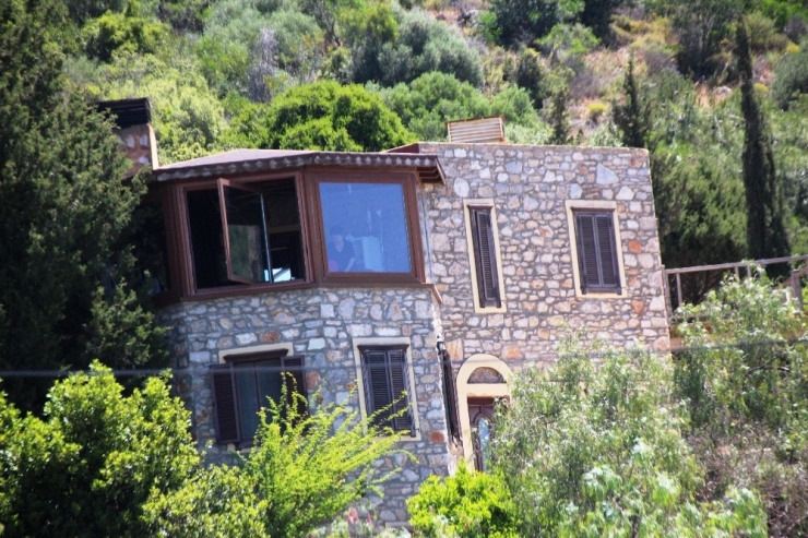 Firari Can Dündar’ın Milyon Dolarlık Evi De Kaçak Çıktı