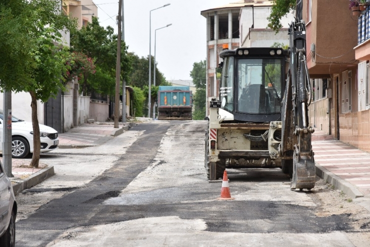 Büyükşehir Yolları Bakım Ve Onarımdan Geçiriyor