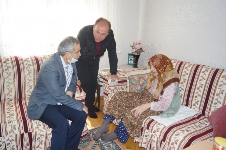 Bursa’nın En Yaşlı Anneleri Biri 107 Diğeri 103 Yaşında