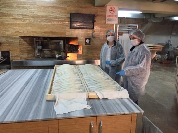 Trabzon’da Bu Yılın İlk 4 Ayında 150 Gıda İşletmesine 5 Bin 570 İle 27 Bin 780 Tl Arasında Para Cezası Kesildi