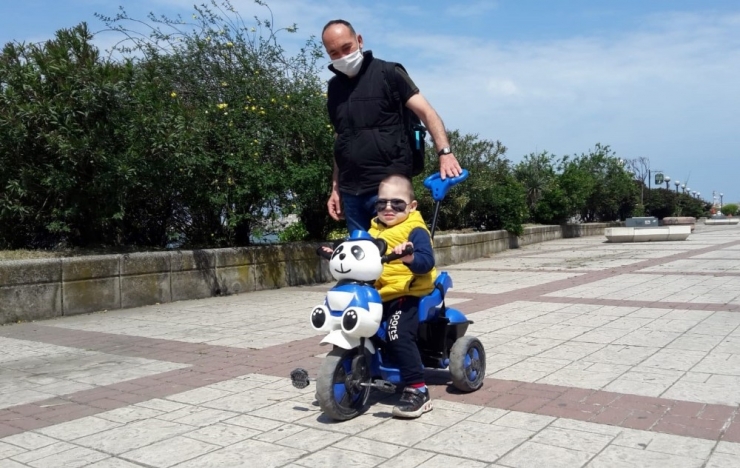 Zonguldak’ta Minikler Parklara Akın Etti