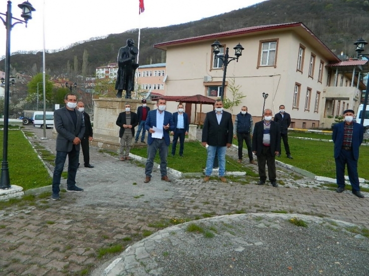 Posof’ta Muhtarlardan Yayla Teşekkürü