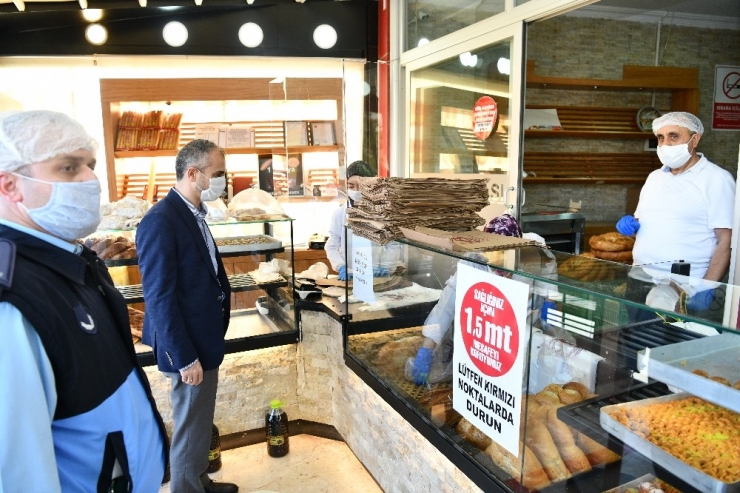 Başkan Çiftçi Fırınları Denetledi