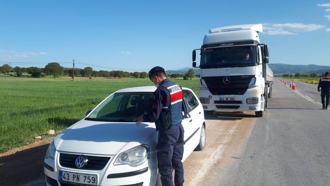 Emet’te ’Emniyet Kemeri’ Takmayan Sürücülere Ceza