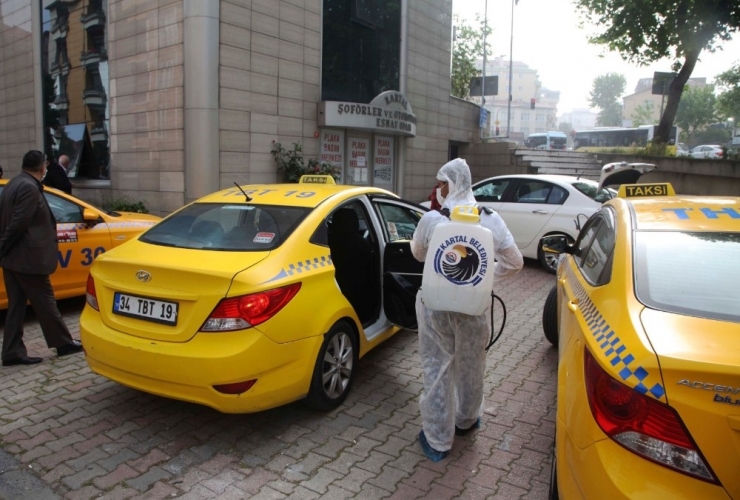Kartal’da Bin 200 Taksi Dezenfekte Edildi