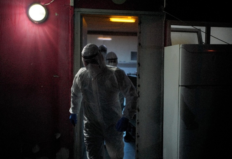 Korona Virüs Vakalarına Giden 112 Acil Servis Ekiplerinin Bir Günü