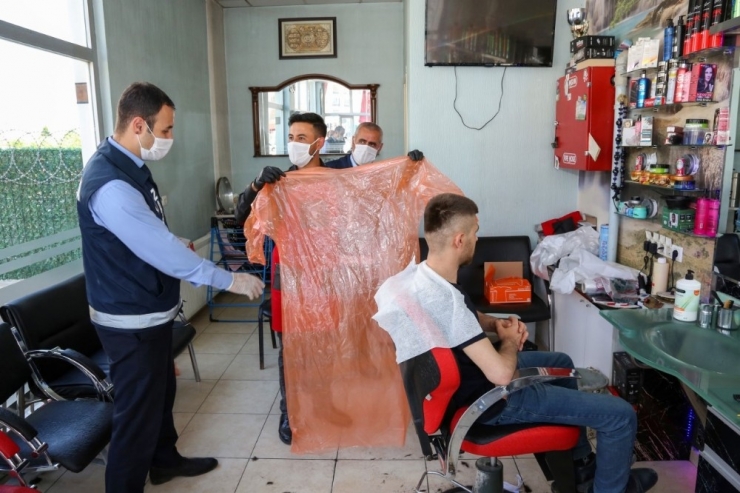 Meram’da Berber Ve Kuaförlere Denetim