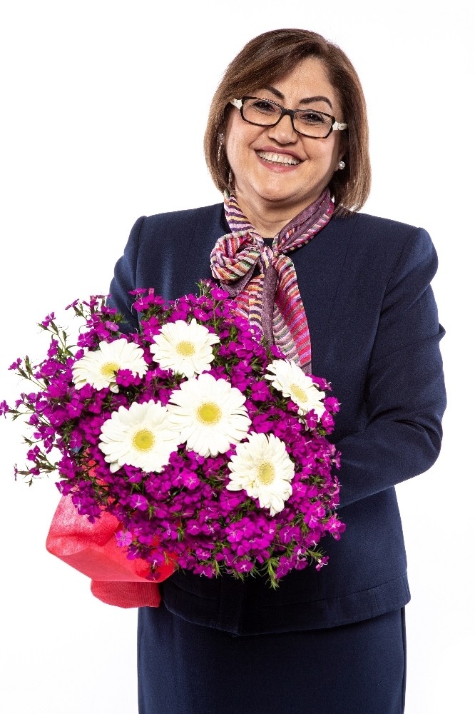 İlklerin Kadını İlk Sırada