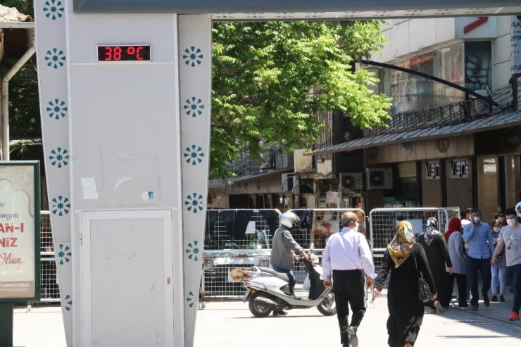 Gaziantep’te Termometreler 38 Dereceyi Gösterdi