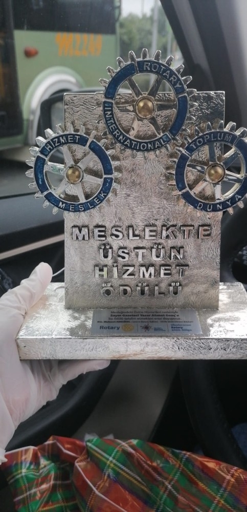 ‘Meslekte Üstün Hizmet Ödülü’ Gazeteci Ahmet Genç’e Verilecek